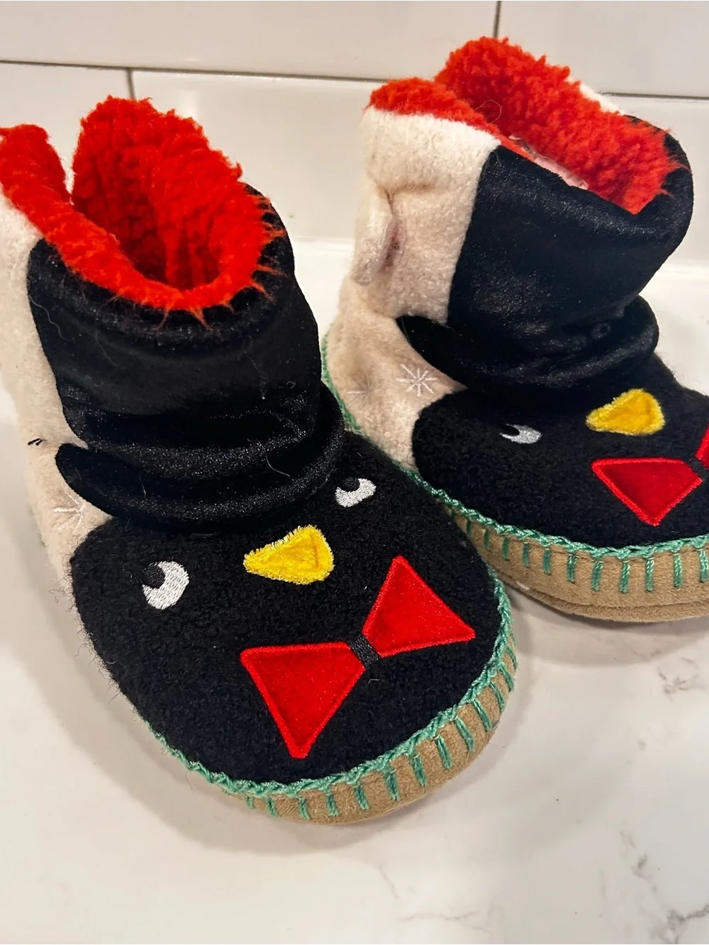Hanna Andersson Toddler Penguin Slippers Woo Blend Size 9/10